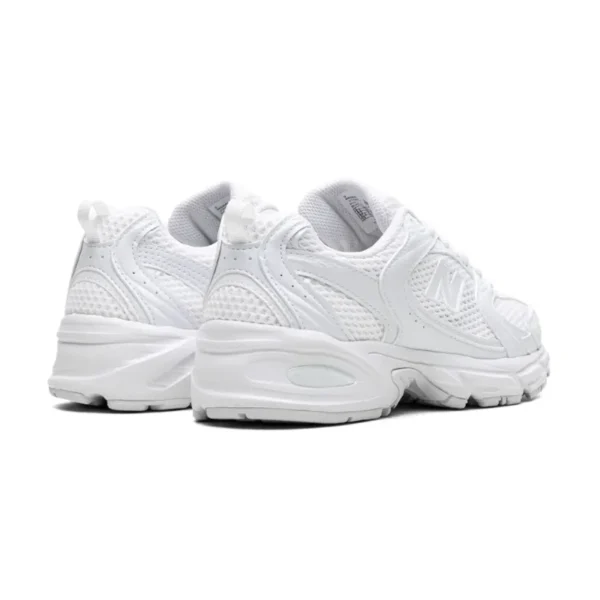 New Balance 530 – Triple White
