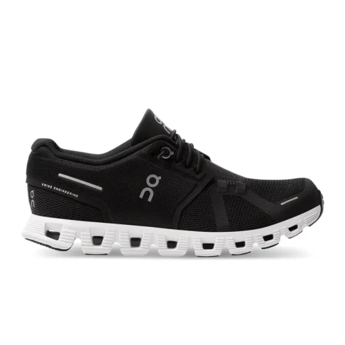On Running Cloud 5 Black/White